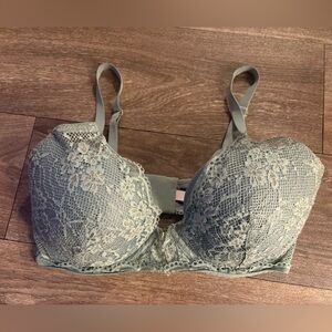 Victoria’s Secret Uplift Demi in Sage Green Lace